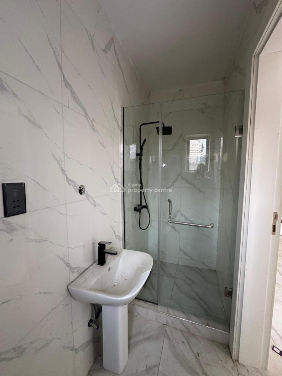 Contemporary 3 Bedroom Apartment, Victoria Island (vi), Lagos, Block of Flats for Sale