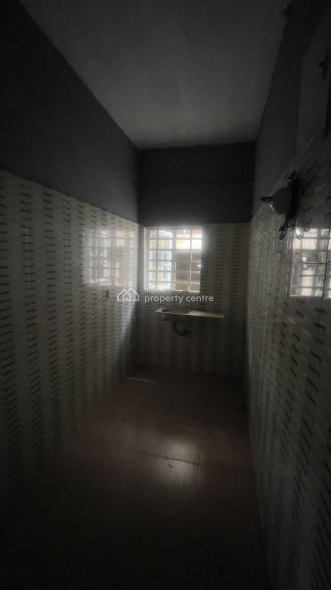 Brand New 2 Bedroom Flat, Alagomeji, Yaba, Lagos, Flat / Apartment for Rent