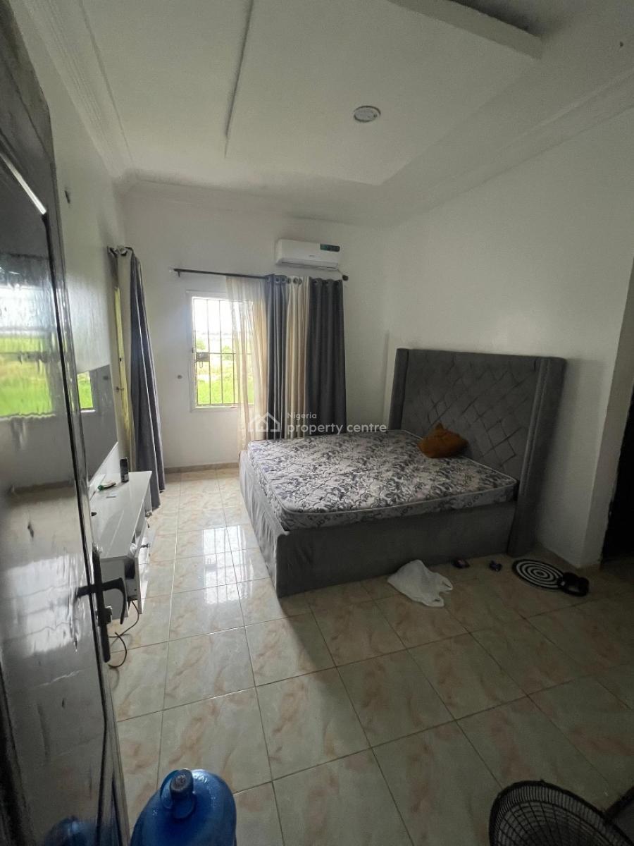 Standard Single Room in a Duplex Shared Apartment, Chevron, Lekki, Lagos, Self Contain (single Rooms) for Rent