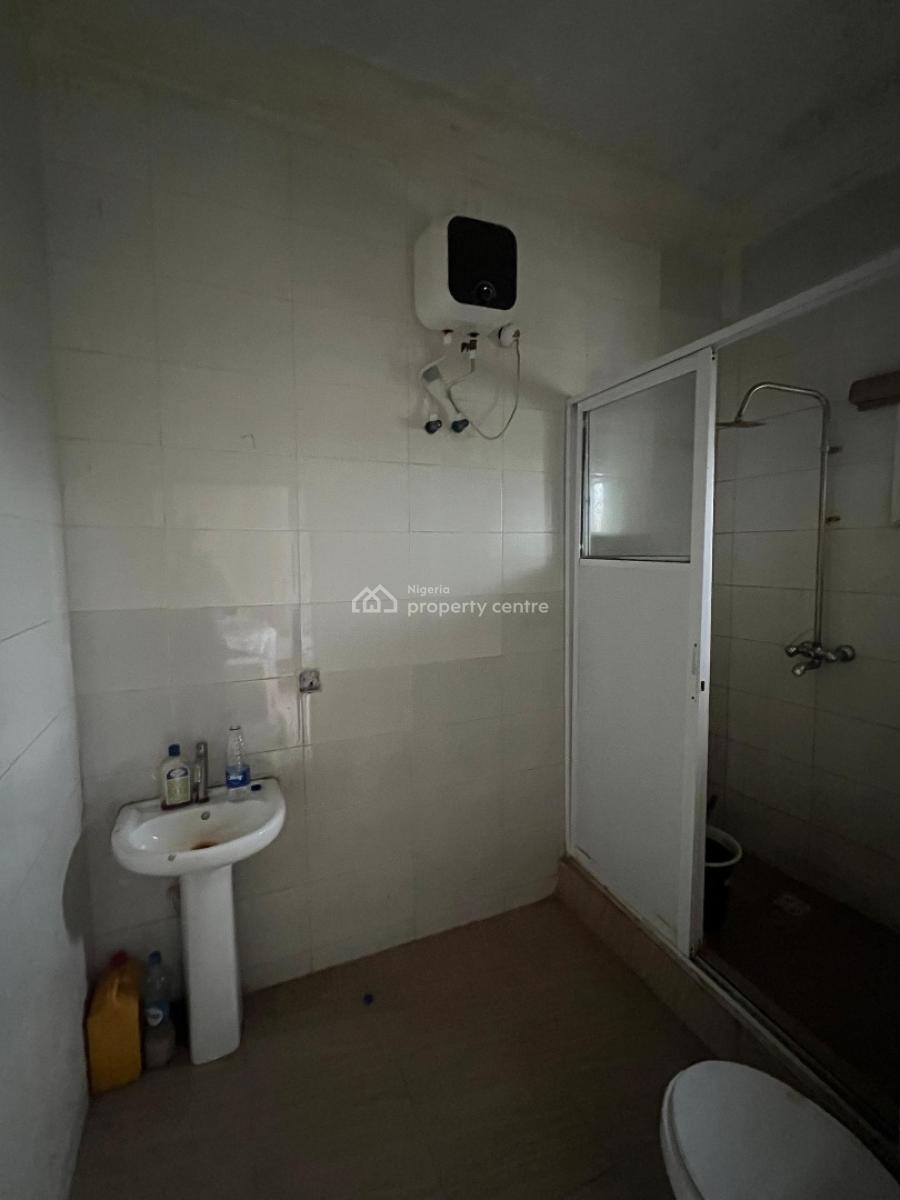 Standard Single Room in a Duplex Shared Apartment, Chevron, Lekki, Lagos, Self Contain (single Rooms) for Rent