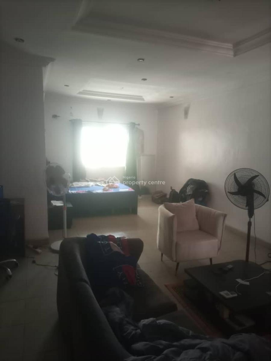 a Room Shared Apartment, Thomas Estate, Ajiwe, Ajah, Lagos, Self Contain (single Rooms) for Rent