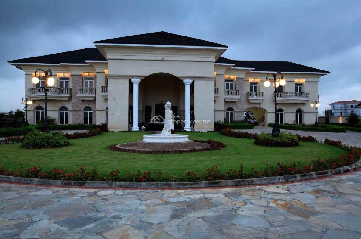 7 Bedroom Stand Alone Waterfront Mansion on Approximately 5,000 Sqm., Banana Island, Ikoyi, Lagos, Detached Duplex for Sale