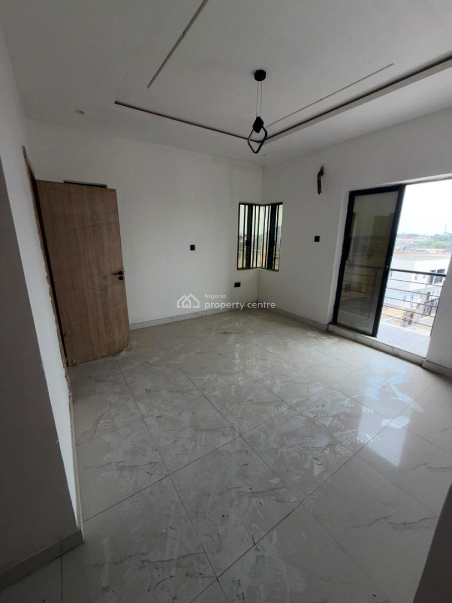 Fully Serviced Brand New Massive 2 Bedroom Apartment with Gym, Ologolo, Lekki, Lagos, Flat / Apartment for Rent