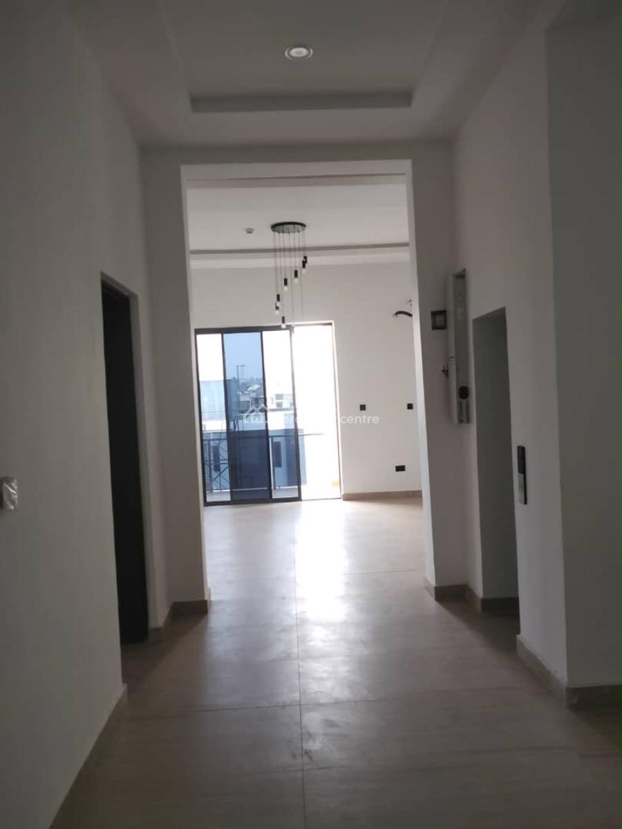 Luxury 7-bedroom Mansion in Guzape, Abuja, Guzape District, Abuja, Detached Duplex for Sale