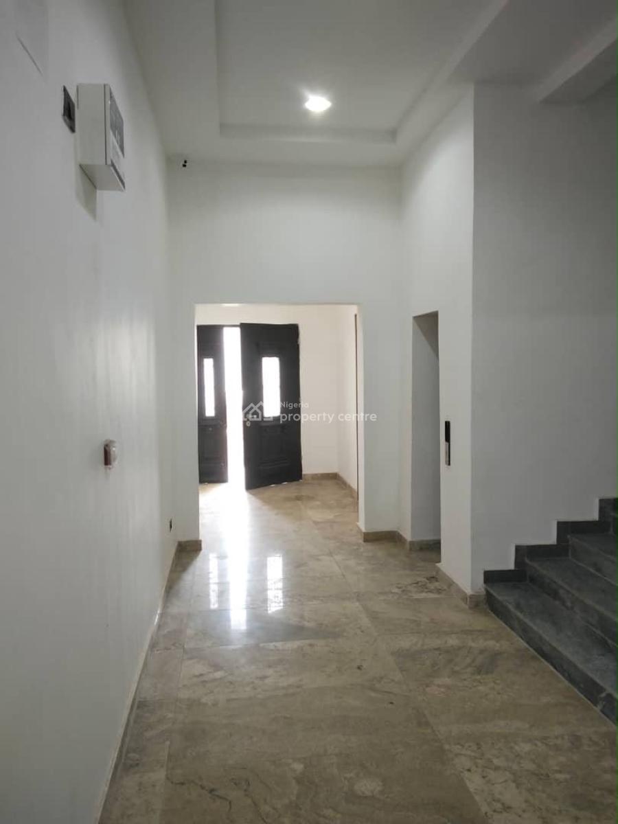 Luxury 7-bedroom Mansion in Guzape, Abuja, Guzape District, Abuja, Detached Duplex for Sale