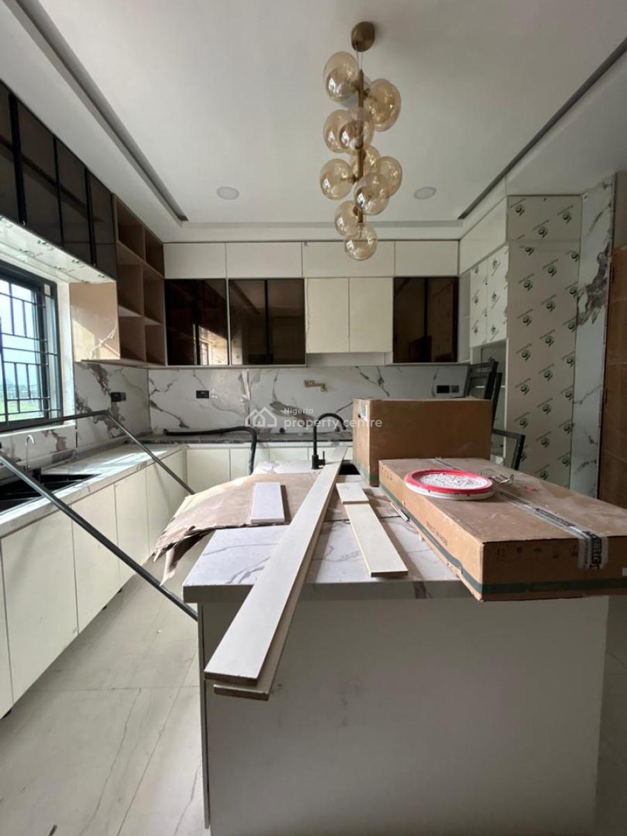 6-bedroom Detached Duplex with Bq, Lekki, Lagos, Detached Duplex for Sale