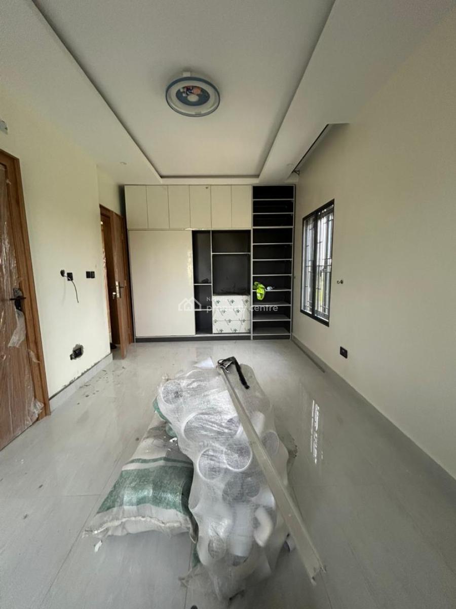 6-bedroom Detached Duplex with Bq, Lekki, Lagos, Detached Duplex for Sale