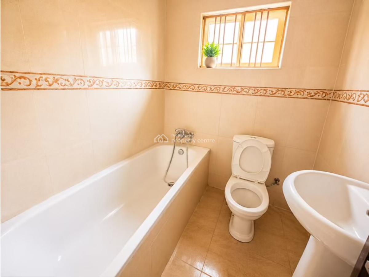 3 Bedroom Flat with Separate Kitchen, Vgc, Lekki, Lagos, Flat / Apartment for Rent