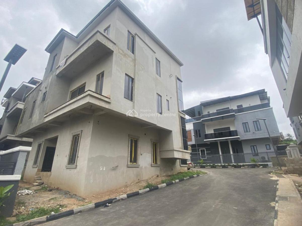 5-bedroom Mansion in Guzape, Guzape District, Abuja, House for Sale