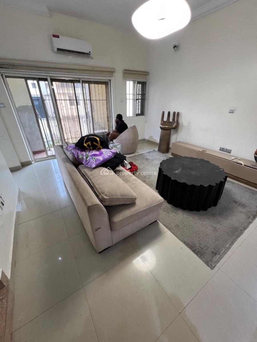 Standard 4-bedroom Terrace Duplex in a Quiet and High-end Environment, Lekki Phase 1, Lekki, Lagos, Flat / Apartment for Rent