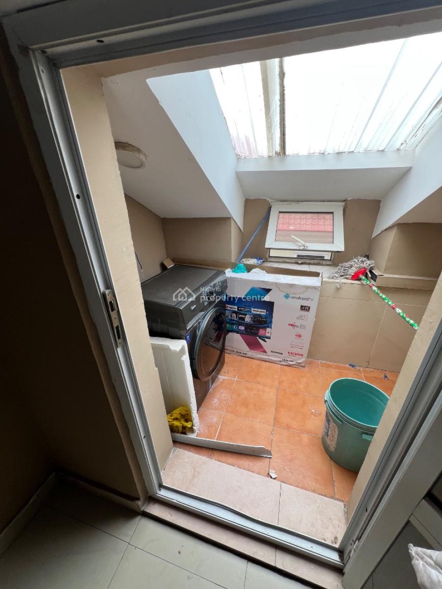 Standard 4-bedroom Terrace Duplex in a Quiet and High-end Environment, Lekki Phase 1, Lekki, Lagos, Flat / Apartment for Rent