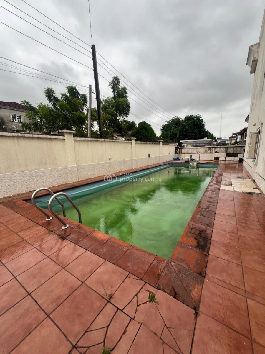 Standard 4-bedroom Terrace Duplex with Bq, in a Cool and High-end Area, Lekki Phase 1, Lekki, Lagos, Flat / Apartment for Rent