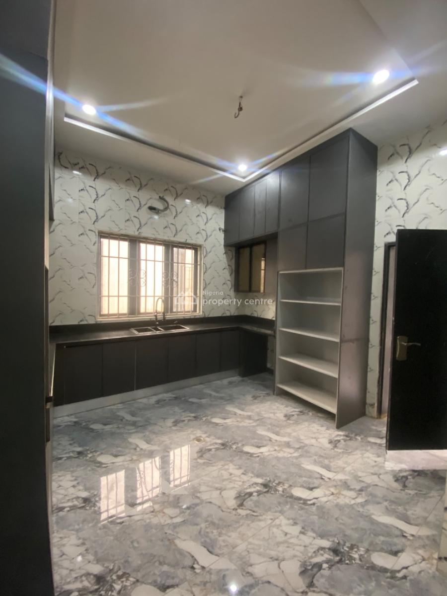 Luxury 6 Bedroom Semi Detached Duplex, Guzape District, Abuja, Semi-detached Duplex for Rent