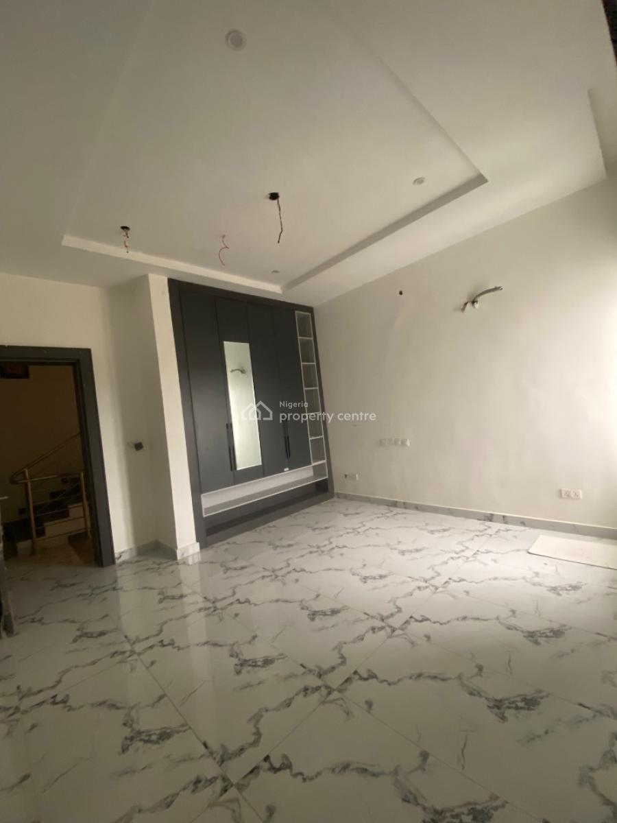 Luxury 6 Bedroom Semi Detached Duplex, Guzape District, Abuja, Semi-detached Duplex for Rent