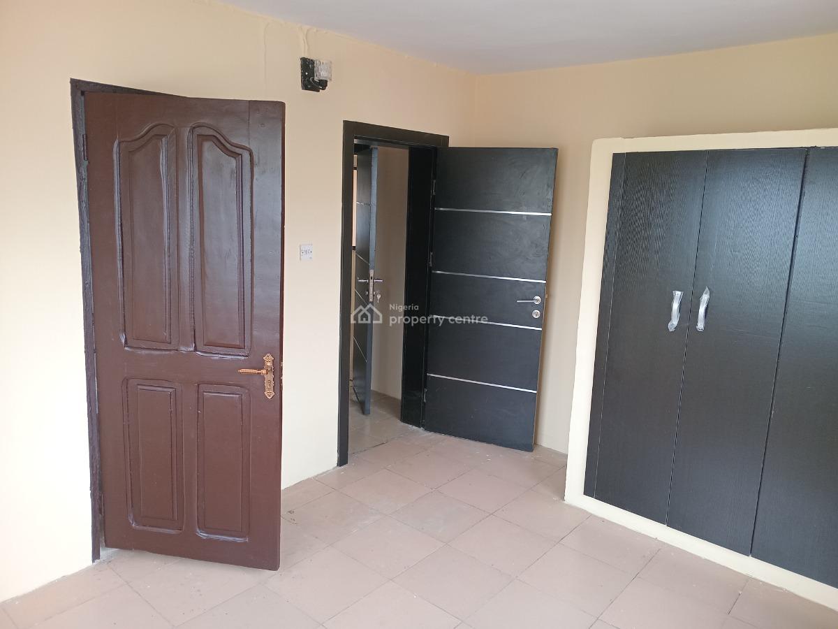 Vanilla Flavour 3 Bedroom Flat, Off Commercial Avenue, Sabo, Yaba, Lagos, Flat / Apartment for Rent
