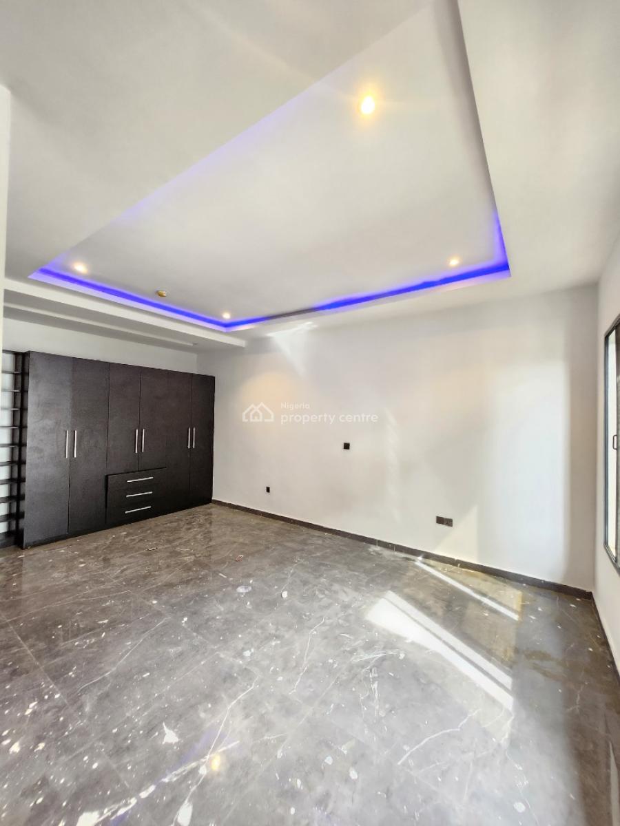 Serviced 4 Bedroom Terrace Duplex with Swimming Pool, Off Admiralty Way, Lekki Phase 1, Lekki, Lagos, Terraced Duplex for Rent