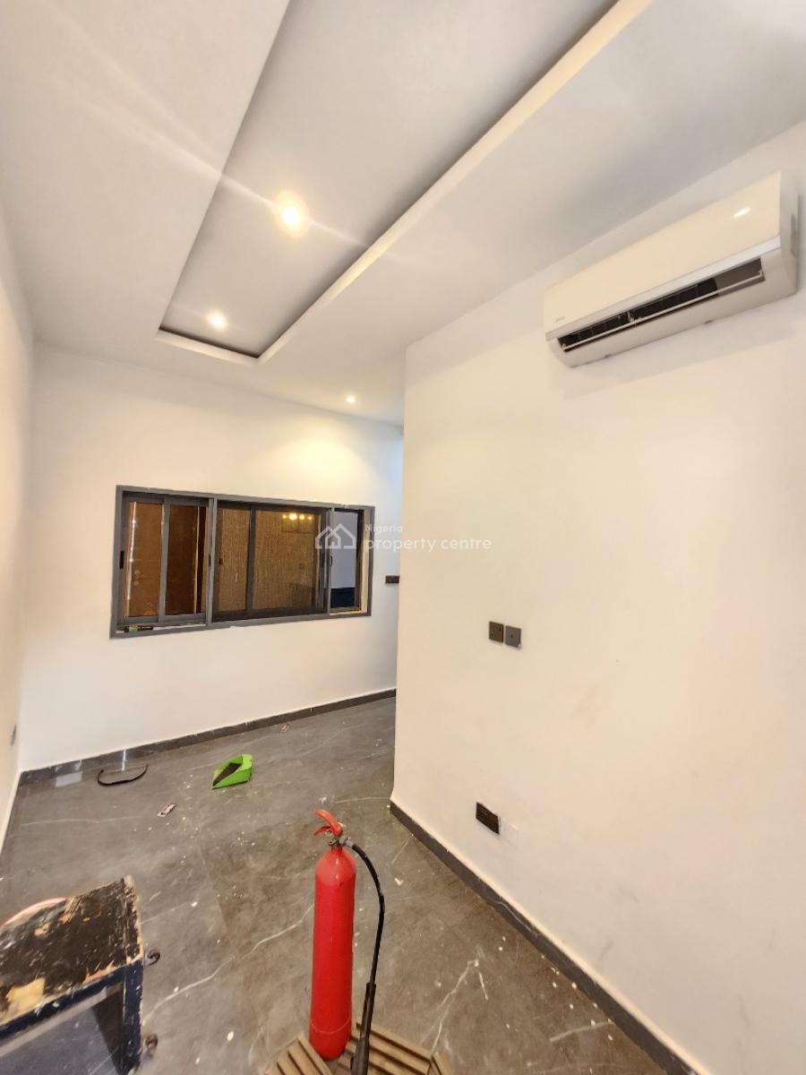 Serviced 4 Bedroom Terrace Duplex with Swimming Pool, Off Admiralty Way, Lekki Phase 1, Lekki, Lagos, Terraced Duplex for Rent