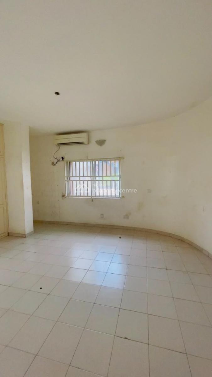 Spacious Mini-flat Upstairs, Theophilus Orji, Lekki Phase 1, Lekki, Lagos, Mini Flat (room and Parlour) for Rent