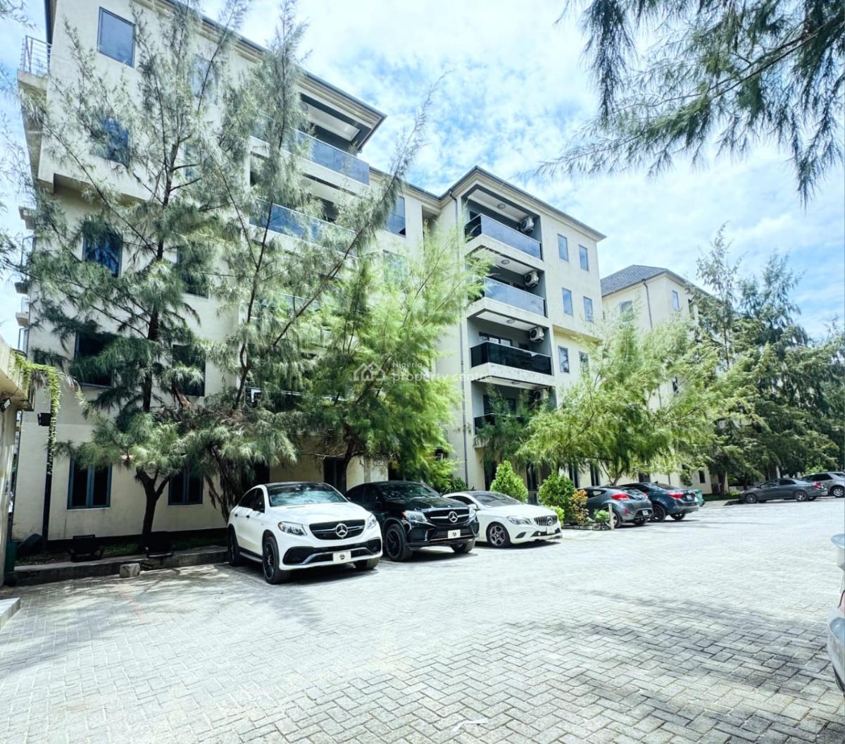 Spacious 3-bedroom Apartment, Megamound Estate, Ikota, Lekki, Lagos, Flat / Apartment for Rent