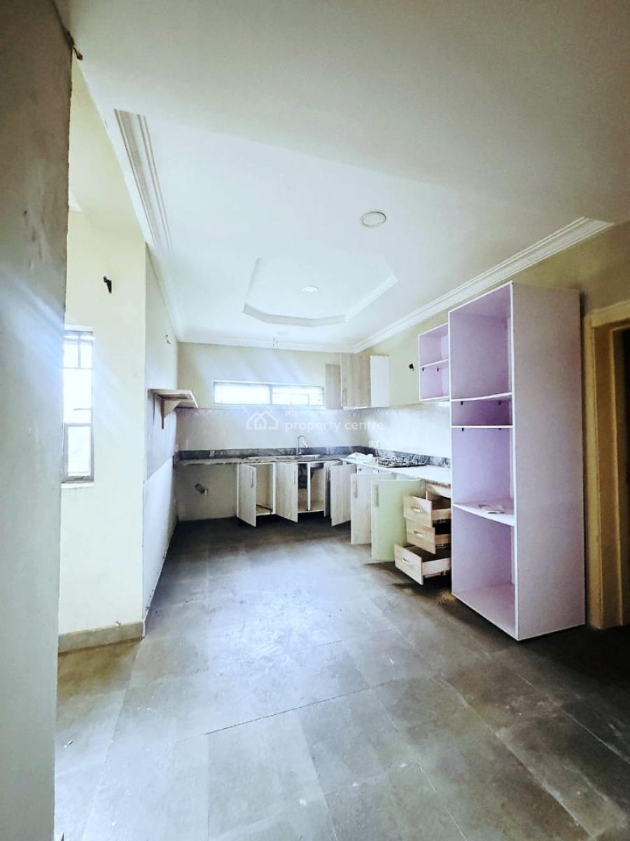 Spacious 3-bedroom Apartment, Megamound Estate, Ikota, Lekki, Lagos, Flat / Apartment for Rent