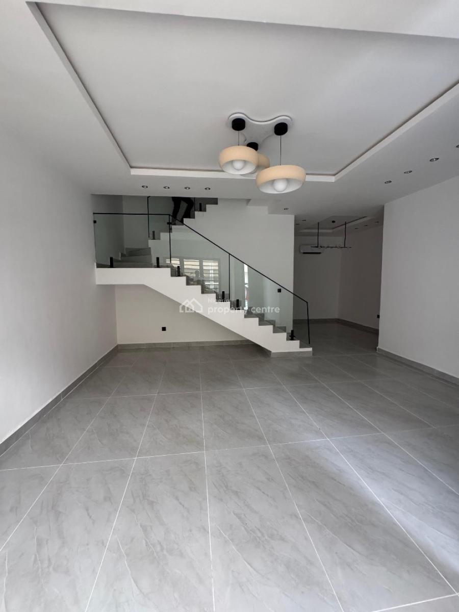 Aesthetically 2 Bedroom Apartment Maisonette with Bq, Lekki Phase 1, Lekki, Lagos, Block of Flats for Sale