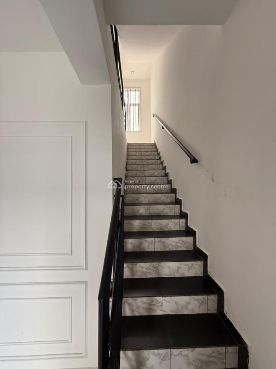 Well Maintained 4 Bedroom Terraced Duplex, By Nicon Town, Platinum Way, Ikate, Lekki, Lagos, Terraced Duplex for Rent