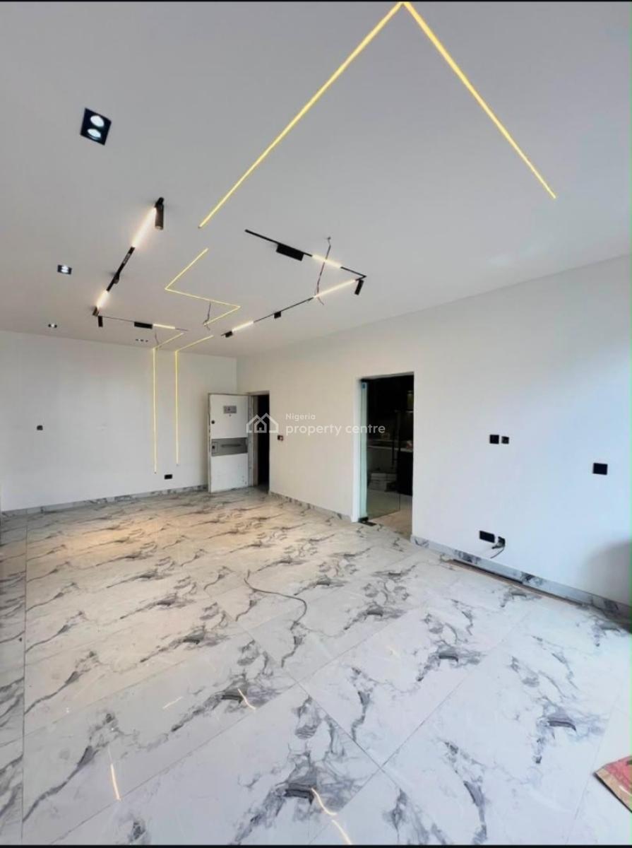 Newly Built 2-bedroom Apartment with Gym & Pool,, Ikoyi, Lagos, Block of Flats for Sale