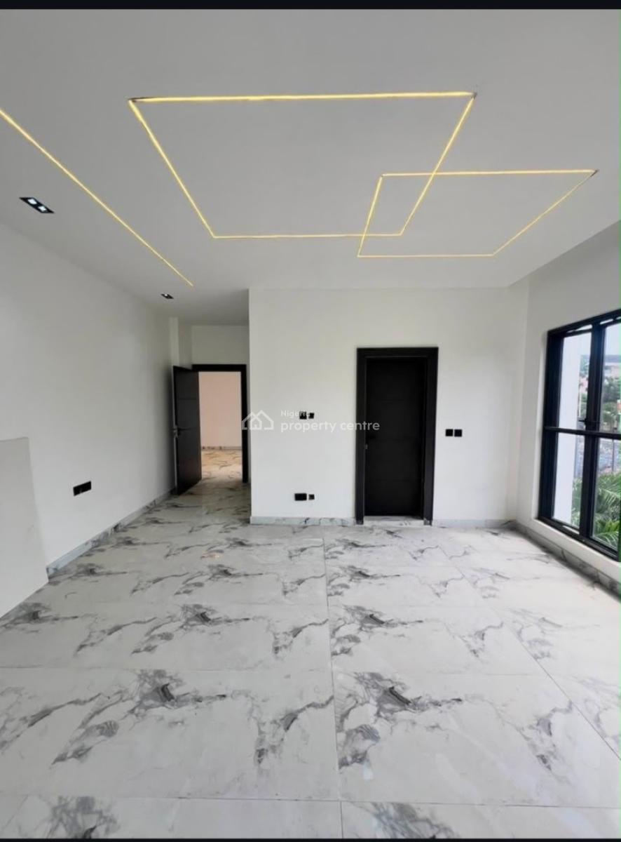 Newly Built 2-bedroom Apartment with Gym & Pool,, Ikoyi, Lagos, Block of Flats for Sale