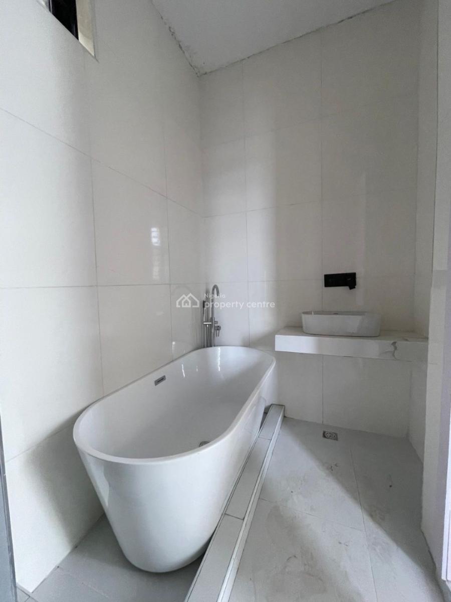 Clean Beautiful 4 Bedroom Duplex with Good Light, Sangotedo, Ajah, Lagos, Semi-detached Duplex for Rent