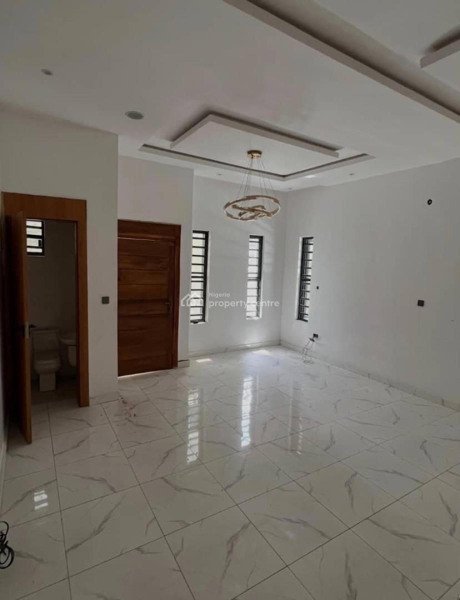 4 Bedroom Semi Detached Duplex on It Own Compound, Ologolo, Lekki, Lagos, Semi-detached Duplex for Rent