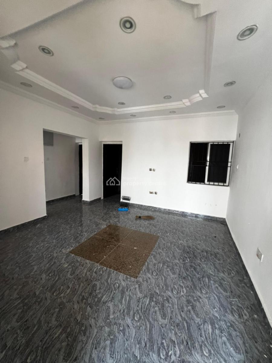Nice 2 Bedroom Flat Upstairs in a Gated Estate (self Serviced), Ikate, Lekki, Lagos, Flat / Apartment for Rent