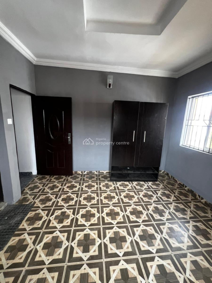 Nice 2 Bedroom Flat Upstairs in a Gated Estate (self Serviced), Ikate, Lekki, Lagos, Flat / Apartment for Rent