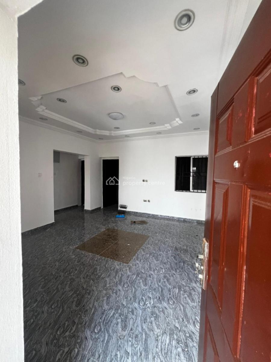 Nice 2 Bedroom Flat Upstairs in a Gated Estate (self Serviced), Ikate, Lekki, Lagos, Flat / Apartment for Rent