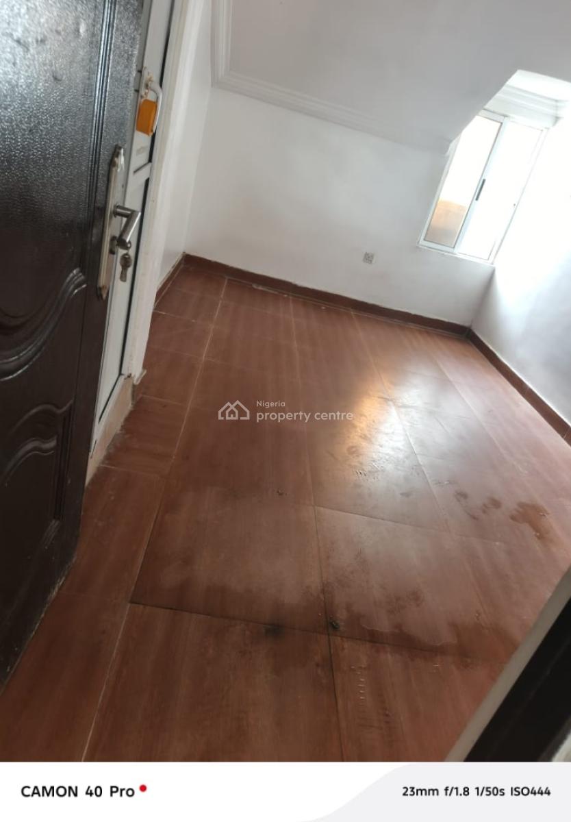 Roomself-con  with Personal Kitchen, Igbo Efon, Lekki, Lagos, Self Contain (single Rooms) for Rent