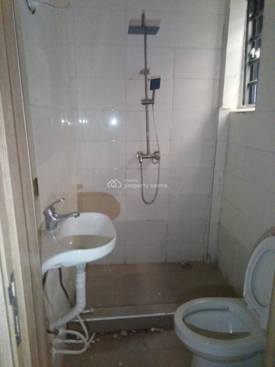 a Spacious Mini Flat, Harris Drive, Atlantic View Estate, Lekki, Lagos, Mini Flat (room and Parlour) for Rent
