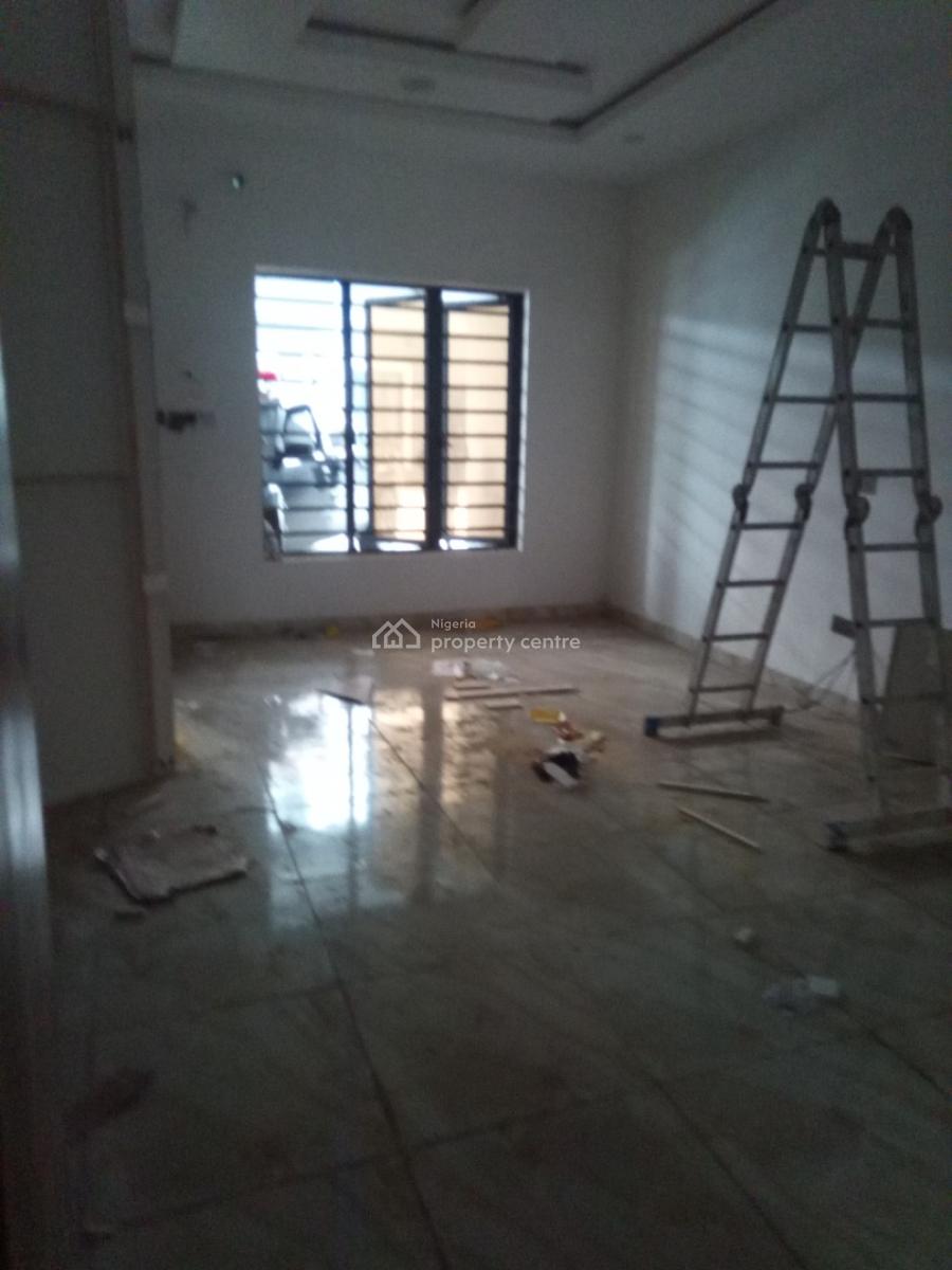 a Spacious Mini Flat, Harris Drive, Atlantic View Estate, Lekki, Lagos, Mini Flat (room and Parlour) for Rent