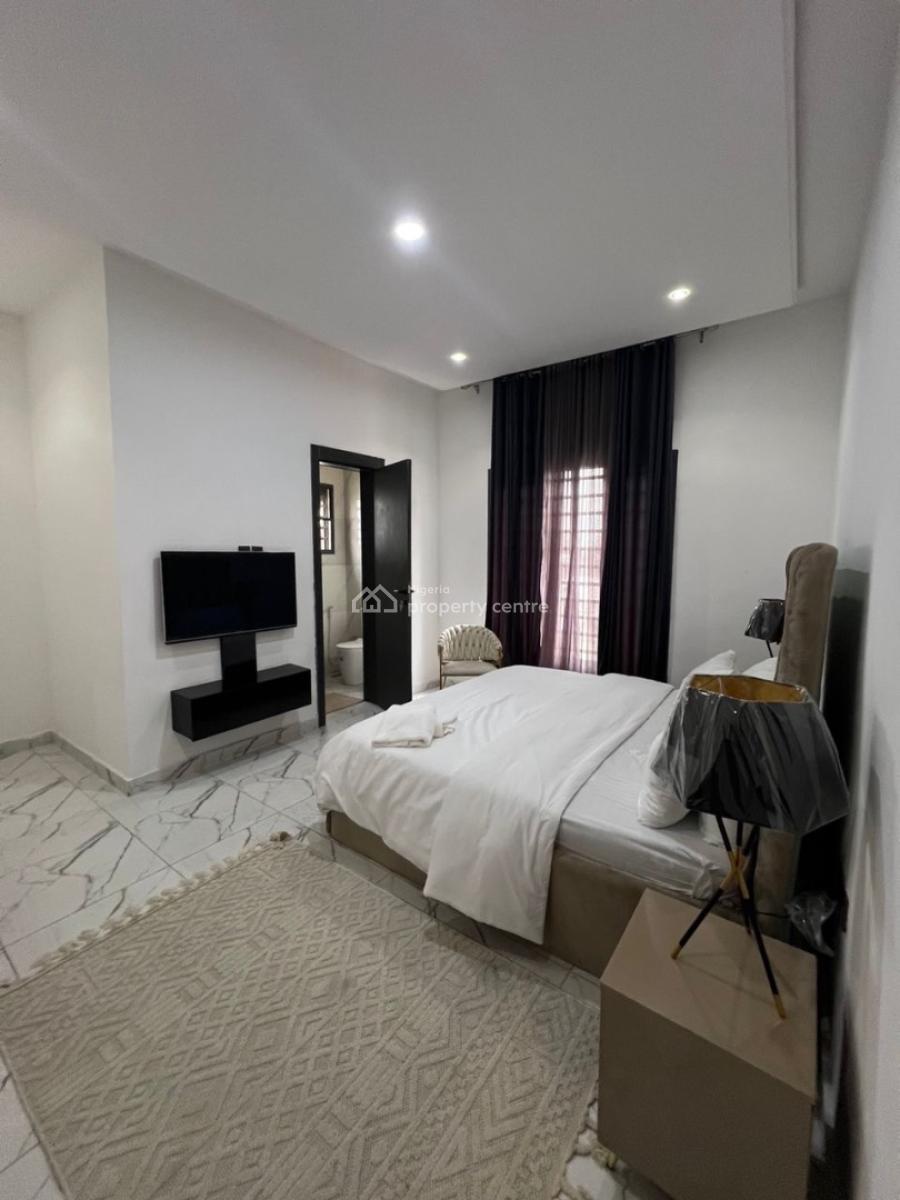 Luxury 2 Bedroom Apartment with Swimming Pool and Gym, Lekki Phase 1, Lekki, Lagos, Flat / Apartment for Sale
