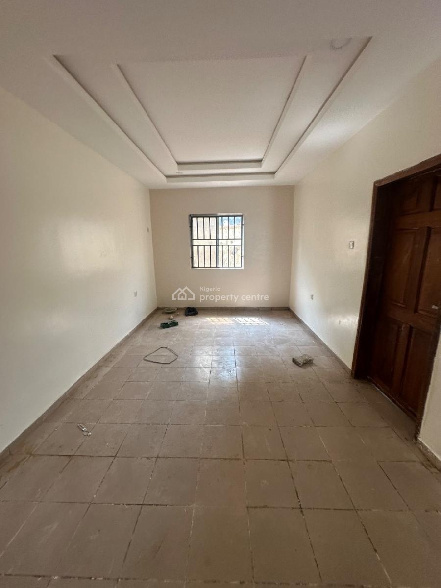 Standard Two Bedroom Bungalow in a Decent Neighborhood, Fo1 Layout, Kubwa, Abuja, Terraced Bungalow for Rent