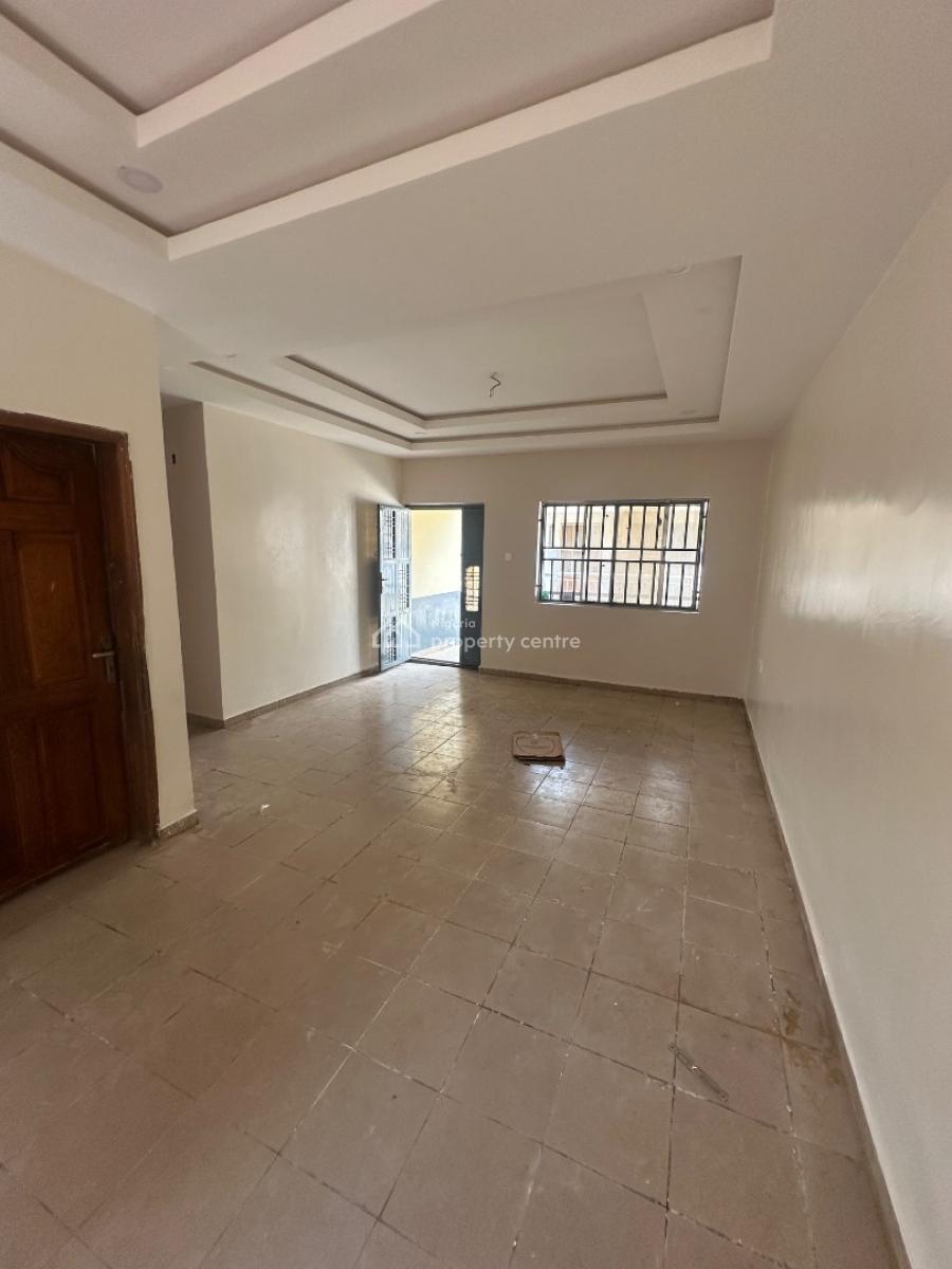 Standard Two Bedroom Bungalow in a Decent Neighborhood, Fo1 Layout, Kubwa, Abuja, Terraced Bungalow for Rent