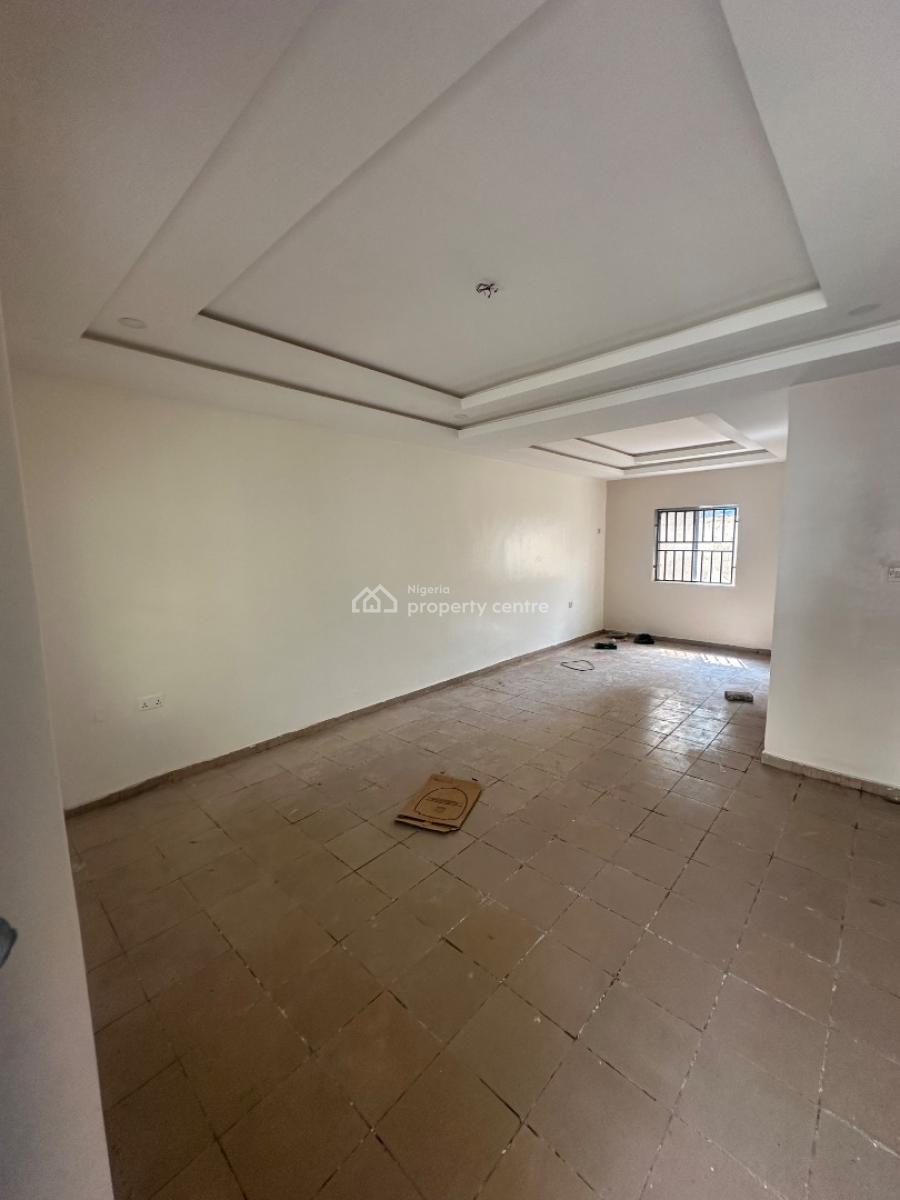 Standard Two Bedroom Bungalow in a Decent Neighborhood, Fo1 Layout, Kubwa, Abuja, Terraced Bungalow for Rent