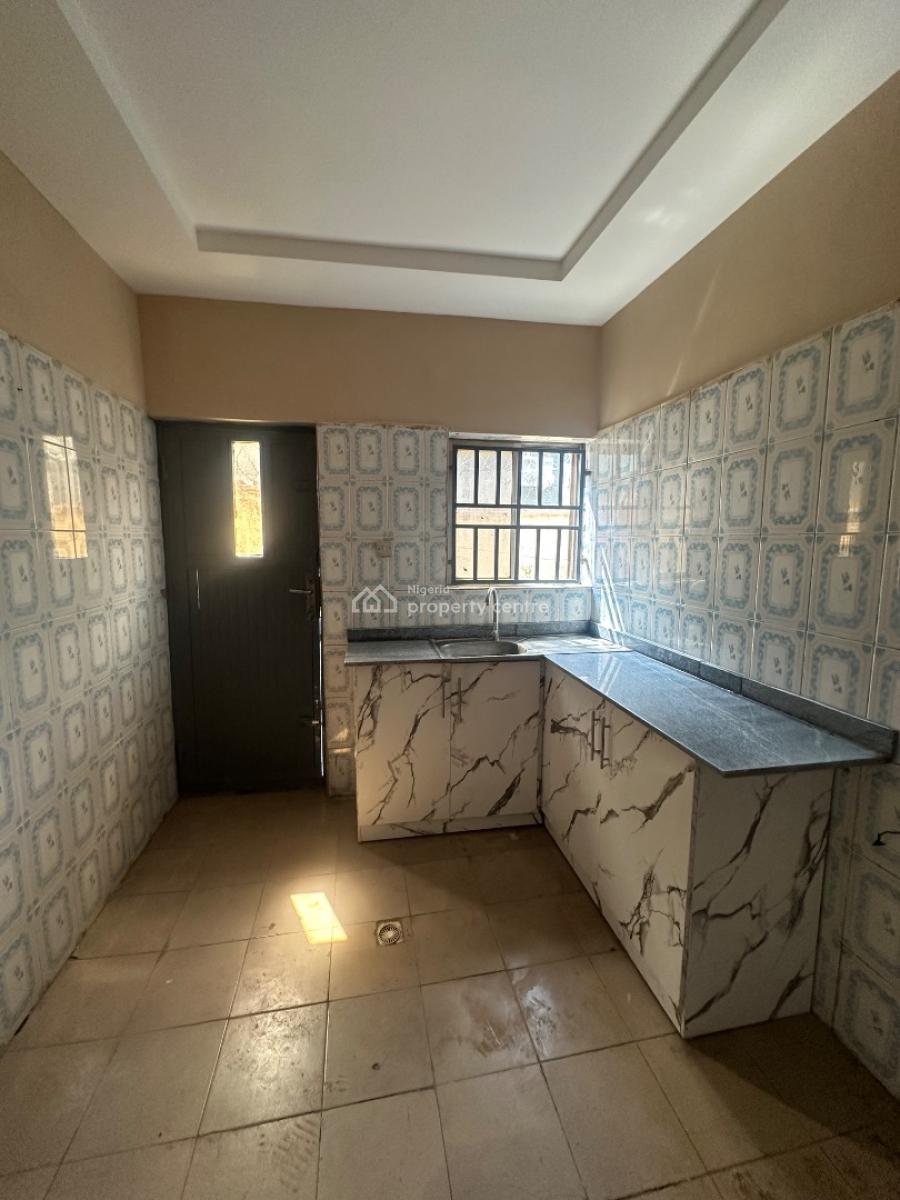 Standard Two Bedroom Bungalow in a Decent Neighborhood, Fo1 Layout, Kubwa, Abuja, Terraced Bungalow for Rent