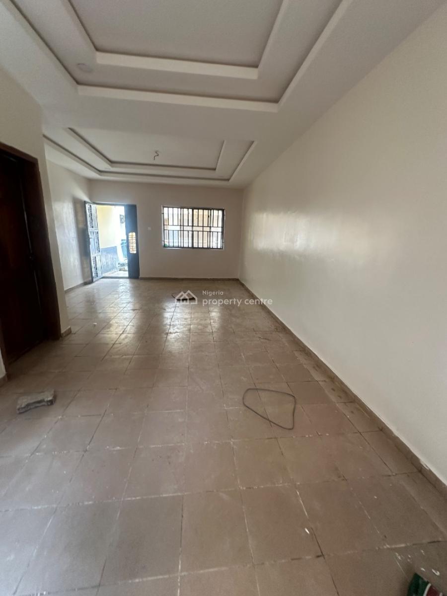 Standard Two Bedroom Bungalow in a Decent Neighborhood, Fo1 Layout, Kubwa, Abuja, Terraced Bungalow for Rent