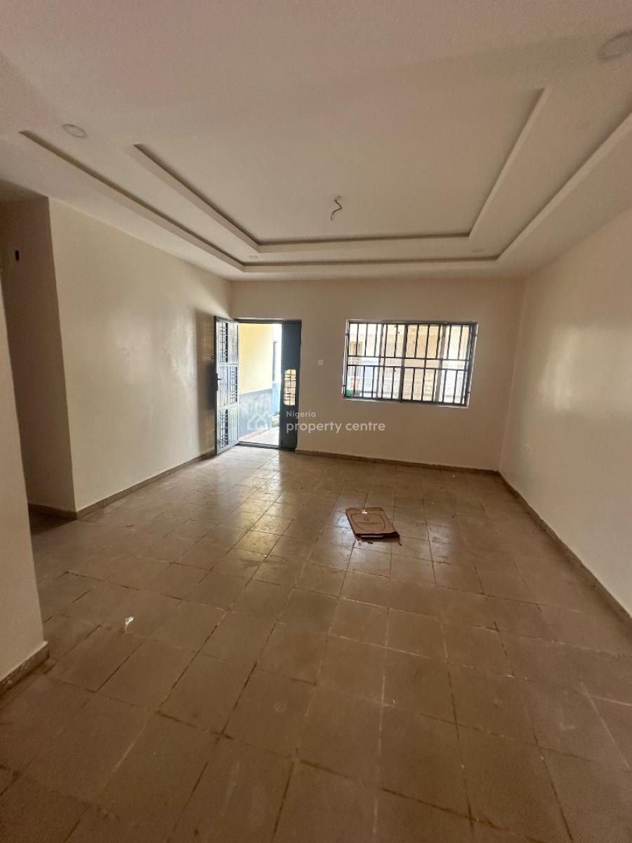 Standard Two Bedroom Bungalow in a Decent Neighborhood, Fo1 Layout, Kubwa, Abuja, Terraced Bungalow for Rent