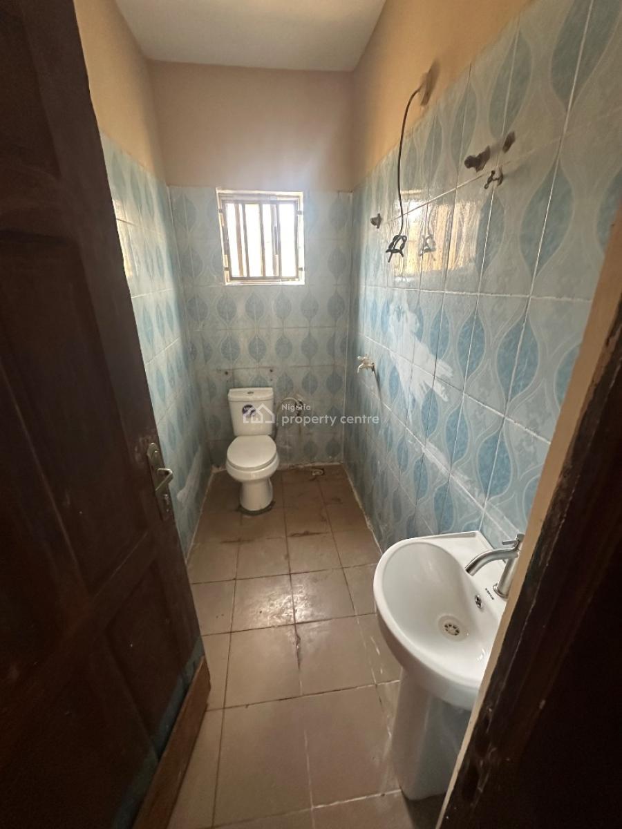 Standard Two Bedroom Bungalow in a Decent Neighborhood, Fo1 Layout, Kubwa, Abuja, Terraced Bungalow for Rent