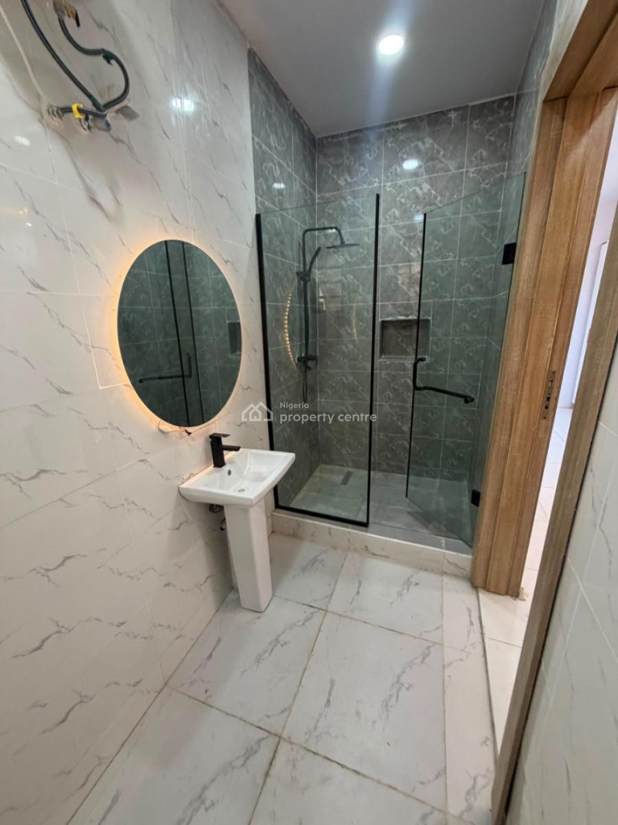 Luxury 2 Bedroom Apartment with 24/7 Power Supply, Ologolo, Lekki, Lagos, Flat / Apartment for Rent