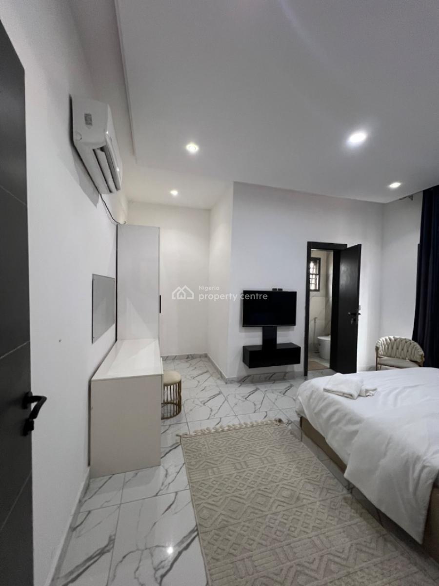 Luxury  2 Bedroom Apartment, Lekki Phase 1, Lekki, Lagos, Flat / Apartment for Sale
