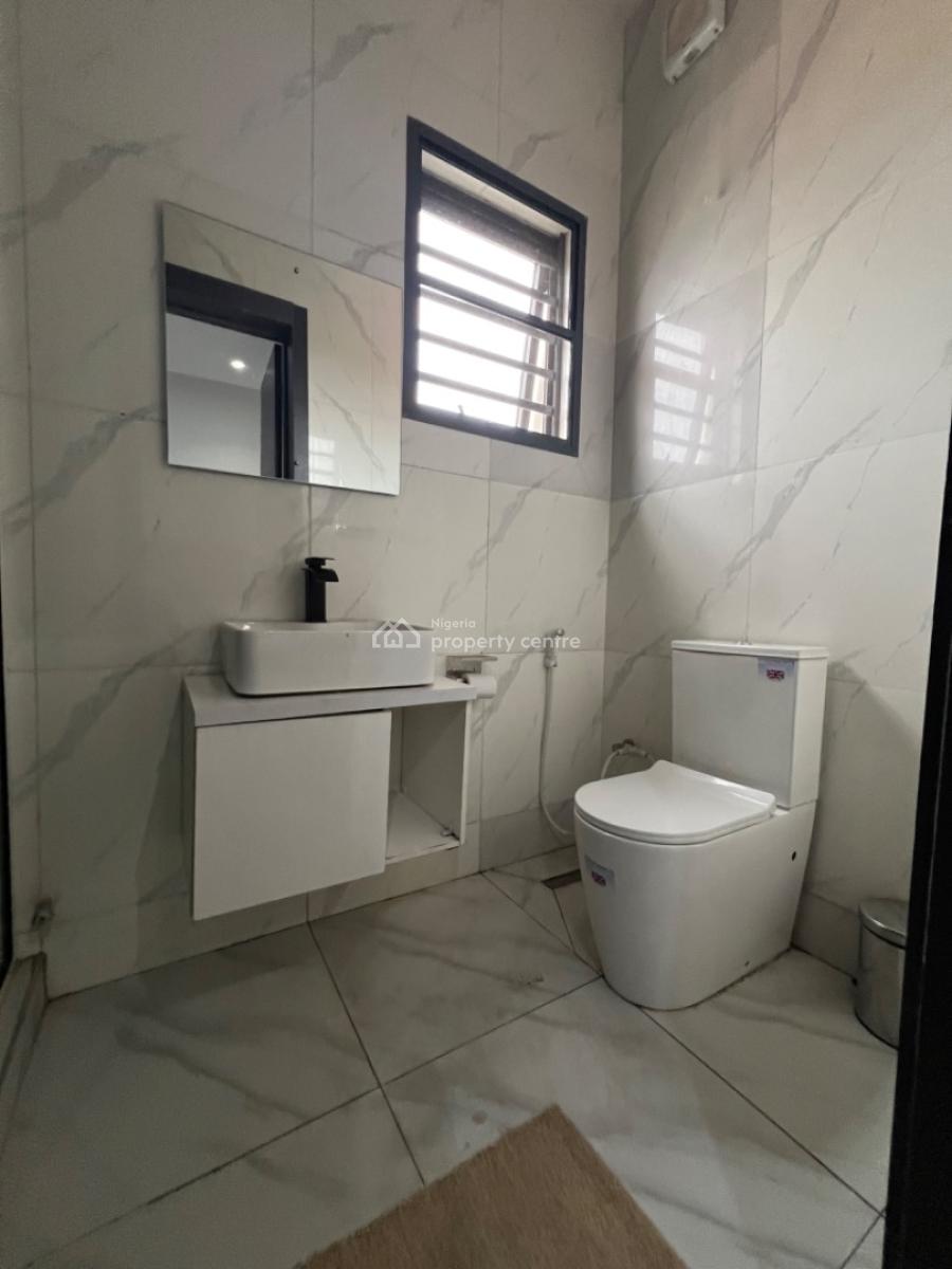Luxury  2 Bedroom Apartment, Lekki Phase 1, Lekki, Lagos, Flat / Apartment for Sale
