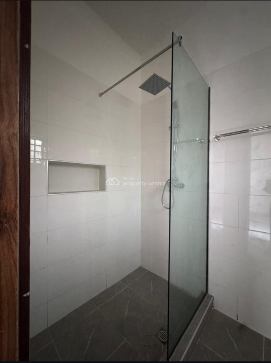 Fully Serviced and Spacious 3 Bedroom Apartment, Chevron Tollgate Lekki Orchid, Lekki, Lagos, Block of Flats for Sale