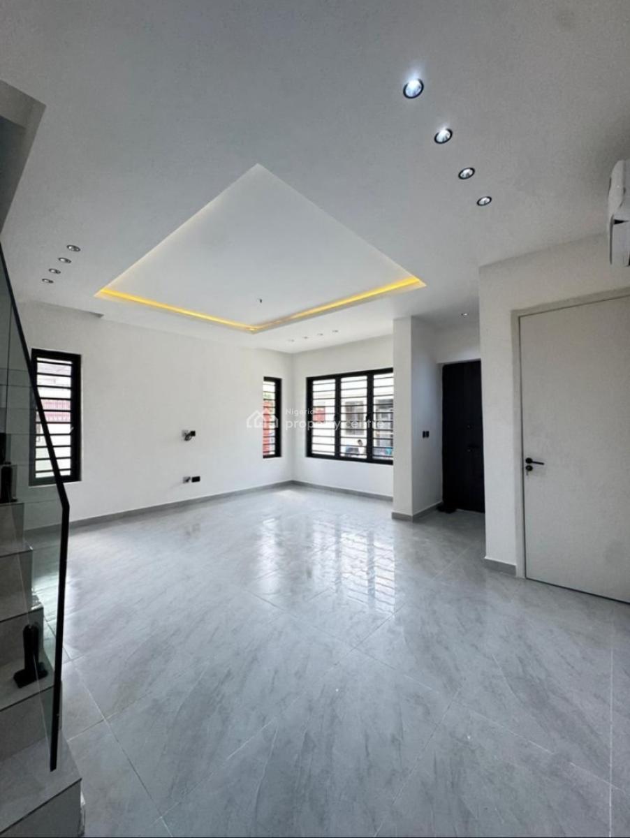 Newly Built 3 Bedroom Maisonette with a Bq, Lekki Phase 1, Lekki, Lagos, Block of Flats for Sale