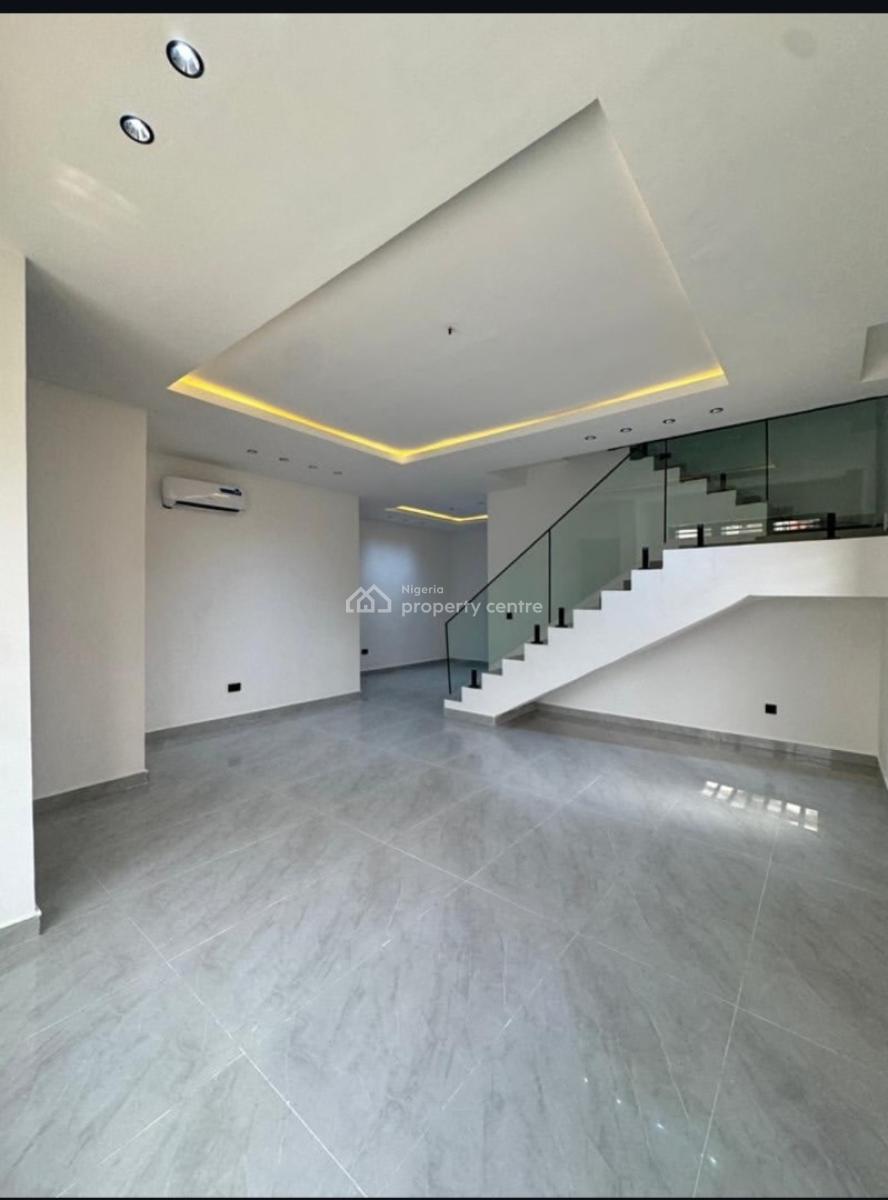 Newly Built 3 Bedroom Maisonette with a Bq, Lekki Phase 1, Lekki, Lagos, Block of Flats for Sale